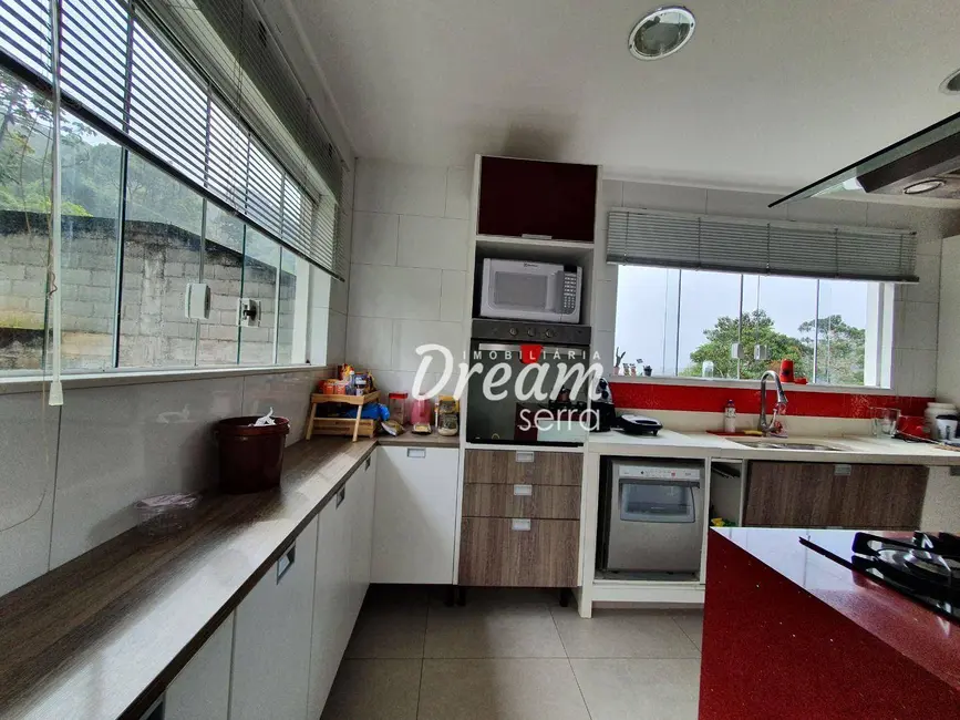 Foto 9 de Casa de Condomínio com 3 quartos à venda, 400m2 em Tijuca, Teresopolis - RJ