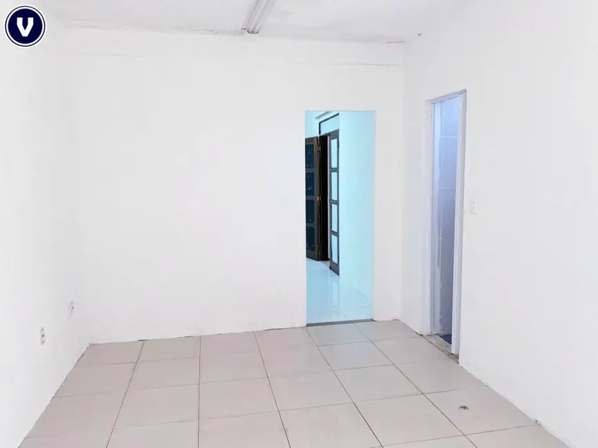 Casa com 7 quartos à venda, 400m2 em Sapiranga, Fortaleza - CE - imagem 4 Foto 4 de Casa com 7 quartos à venda, 400m2 em Sapiranga, Fortaleza - CE