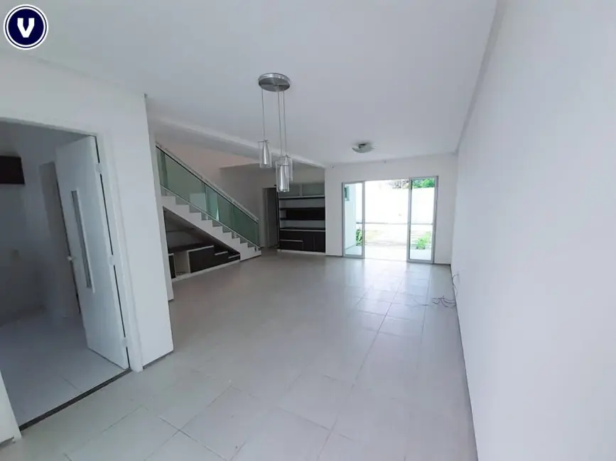 Casa de Condomínio com 3 quartos à venda, 120m2 em Edson Queiroz, Fortaleza - CE - imagem 3 Foto 3 de Casa de Condomínio com 3 quartos à venda, 120m2 em Edson Queiroz, Fortaleza - CE