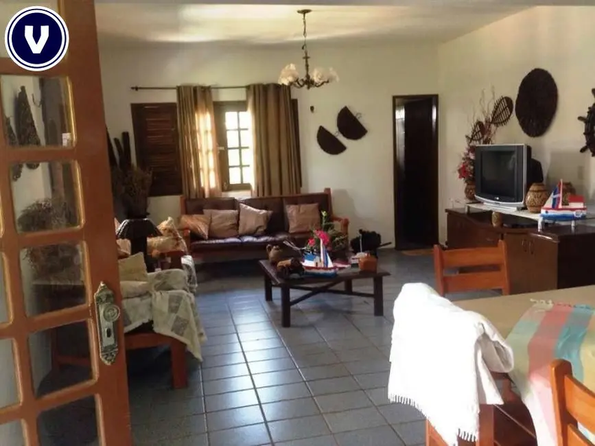 Foto 7 de Casa com 4 quartos para alugar, 350m2 em Aquiraz - CE