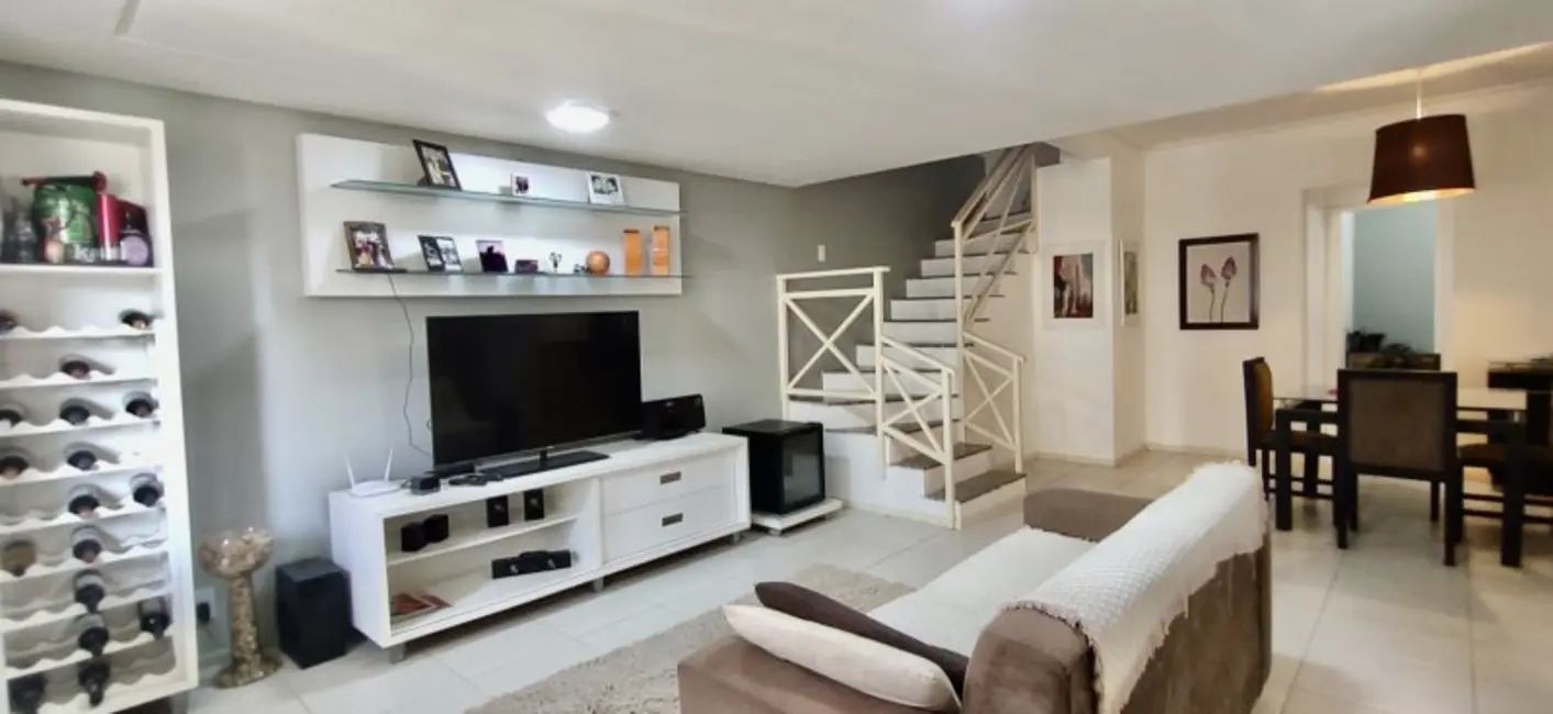 Casa de Condomínio com 4 quartos à venda, 143m2 em Guaribas, Eusebio - CE - imagem 4 Foto 4 de Casa de Condomínio com 4 quartos à venda, 143m2 em Guaribas, Eusebio - CE