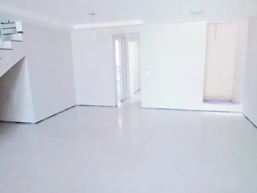 Casa com 4 quartos à venda, 228m2 em Cidade dos Funcionários, Fortaleza - CE - imagem 7 Foto 7 de Casa com 4 quartos à venda, 228m2 em Cidade dos Funcionários, Fortaleza - CE