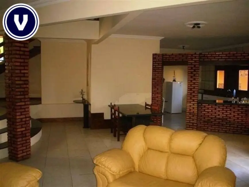 Casa com 5 quartos à venda, 300m2 em Aquiraz - CE - imagem 8 Foto 8 de Casa com 5 quartos à venda, 300m2 em Aquiraz - CE