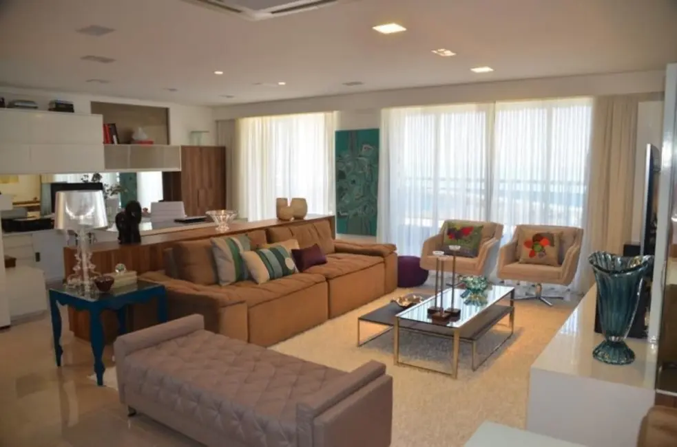 Foto 2 de Apartamento com 3 quartos à venda, 210m2 em Meireles, Fortaleza - CE