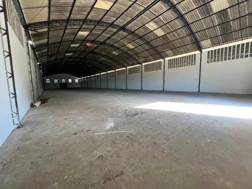 Armazém / Galpão para alugar, 1600m2 em Parque Albano (Jurema), Caucaia - CE - imagem 5 Foto 5 de Armazém / Galpão para alugar, 1600m2 em Parque Albano (Jurema), Caucaia - CE
