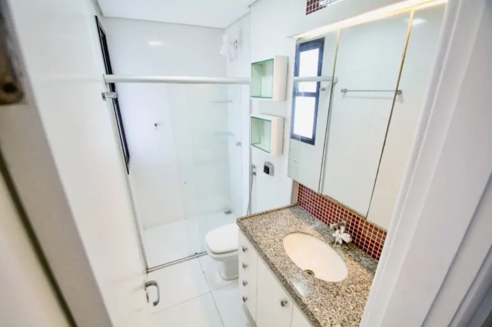 Foto 2 de Casa de Condomínio com 4 quartos à venda, 180m2 em Lagoa Redonda, Fortaleza - CE