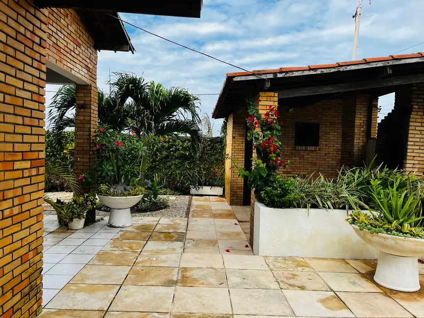 Foto 2 de Casa com 2 quartos à venda, 262m2 em Icaraí, Caucaia - CE