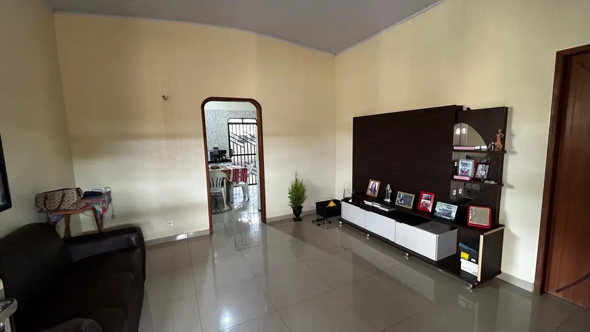 Casa com 1 quarto à venda, 10m2 em Professora Araceli Souto Maior, Boa Vista - RR - imagem 5 Foto 5 de Casa com 1 quarto à venda, 10m2 em Professora Araceli Souto Maior, Boa Vista - RR