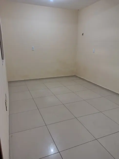 Casa com 2 quartos à venda, 170m2 em Prefeito José Walter, Fortaleza - CE - imagem 3 Foto 3 de Casa com 2 quartos à venda, 170m2 em Prefeito José Walter, Fortaleza - CE