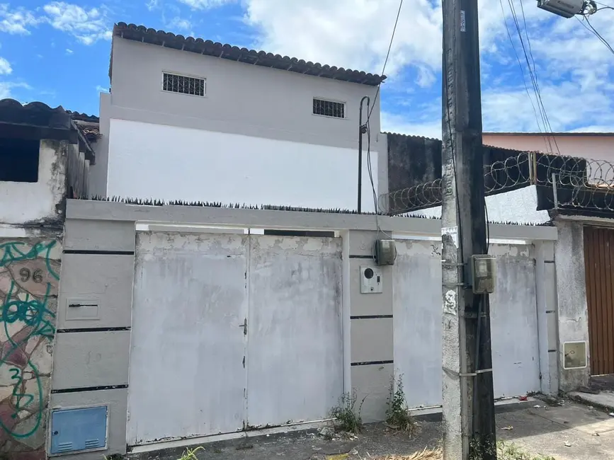Foto 2 de Casa com 6 quartos à venda, 250m2 em Jardim América, Fortaleza - CE