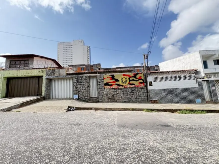 Foto 1 de Casa com 1 quarto à venda, 10m2 em Cidade 2000, Fortaleza - CE