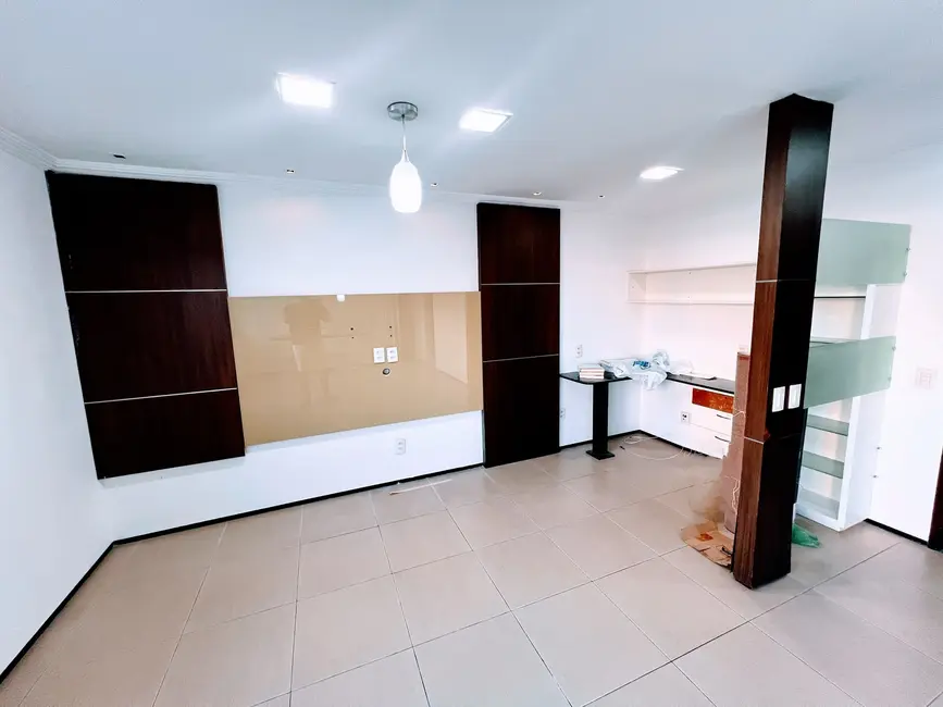 Apartamento com 3 quartos à venda, 90m2 em Fátima, Fortaleza - CE - imagem 3 Foto 3 de Apartamento com 3 quartos à venda, 90m2 em Fátima, Fortaleza - CE