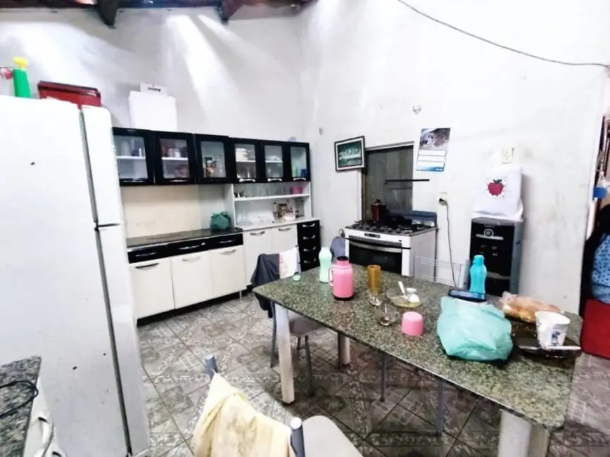 Casa com 2 quartos à venda, 400m2 em Centro, Itapaje - CE - imagem 4 Foto 4 de Casa com 2 quartos à venda, 400m2 em Centro, Itapaje - CE
