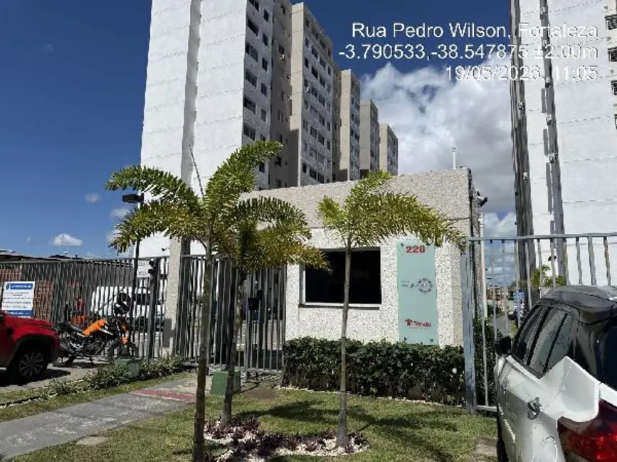 Foto 1 de Apartamento com 2 quartos à venda, 39m2 em Itaperi, Fortaleza - CE