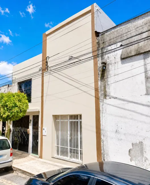 Casa com 3 quartos à venda, 166m2 em Centro, Fortaleza - CE - imagem 1 Foto 1 de Casa com 3 quartos à venda, 166m2 em Centro, Fortaleza - CE