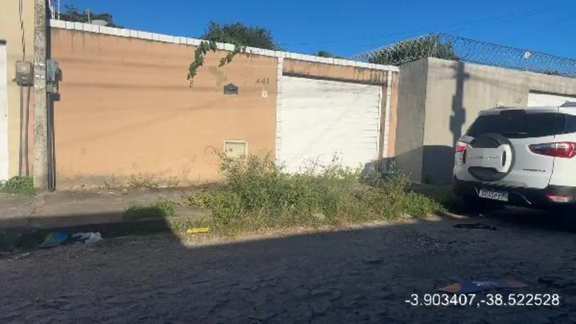 Casa com 2 quartos à venda, 81m2 em Itaitinga - CE - imagem 1 Foto 1 de Casa com 2 quartos à venda, 81m2 em Itaitinga - CE
