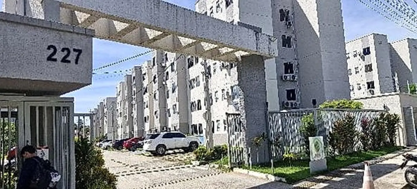 Foto 1 de Apartamento com 4 quartos à venda, 42m2 em Barroso, Fortaleza - CE