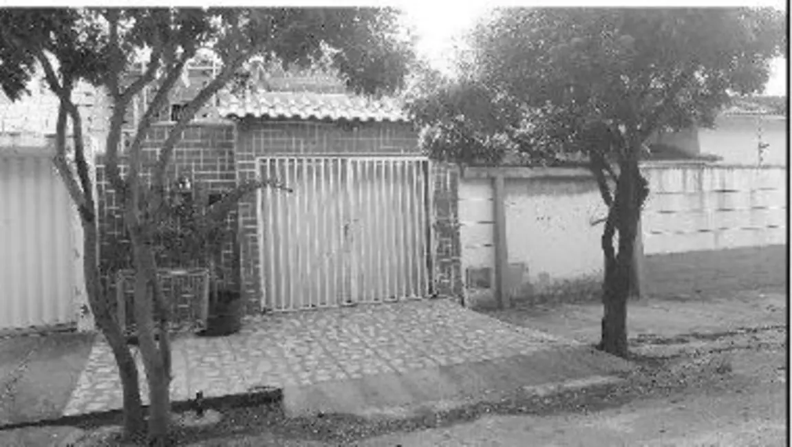 Foto 1 de Casa com 3 quartos à venda, 120m2 em Lagoa Redonda, Fortaleza - CE