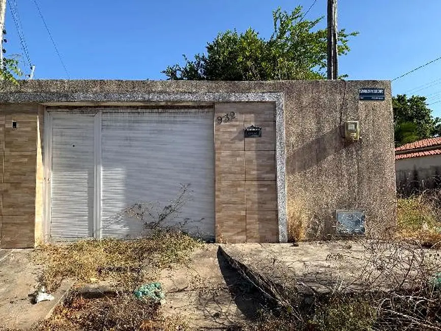 Foto 1 de Casa com 2 quartos à venda, 100m2 em Cascavel - CE