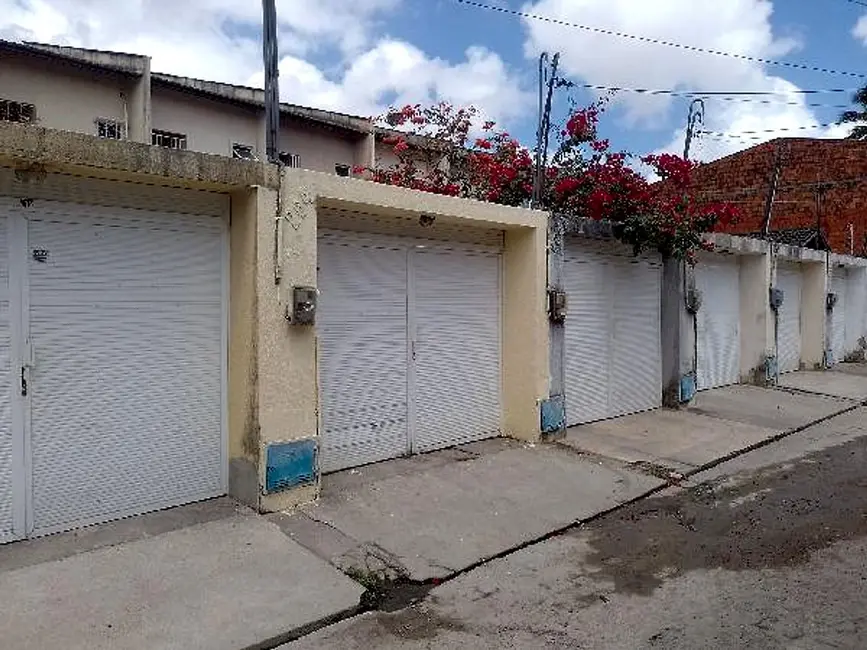 Casa com 3 quartos à venda, 86m2 em Messejana, Fortaleza - CE - imagem 1 Foto 1 de Casa com 3 quartos à venda, 86m2 em Messejana, Fortaleza - CE