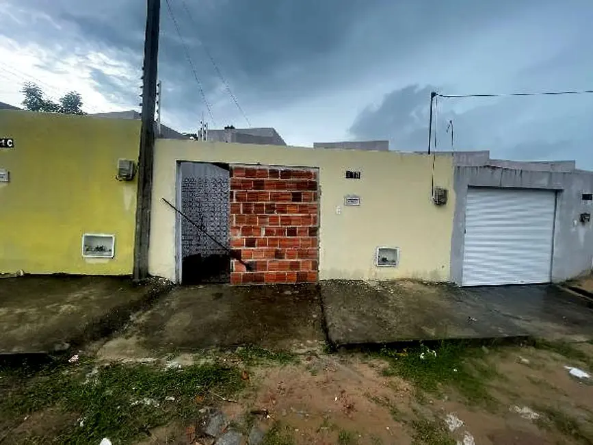 Foto 1 de Casa com 2 quartos à venda, 66m2 em Vertente, Horizonte - CE