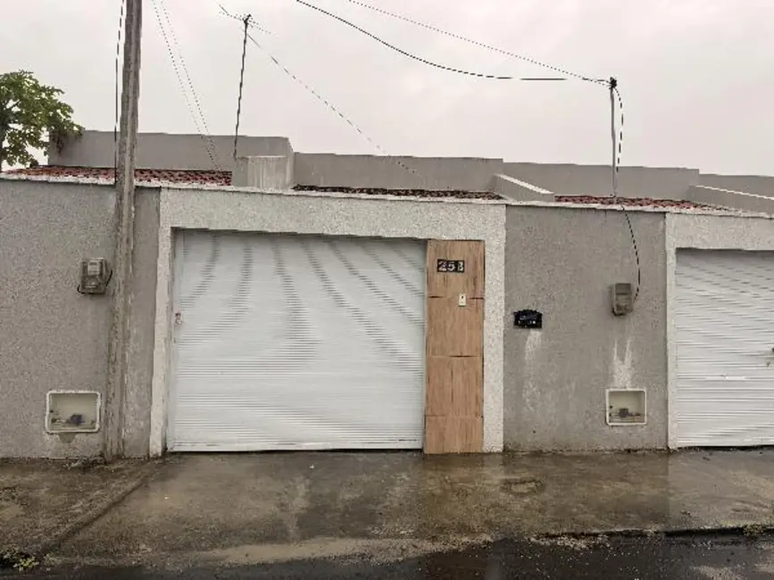 Foto 1 de Casa com 2 quartos à venda, 72m2 em Mal Cozinhado, Horizonte - CE