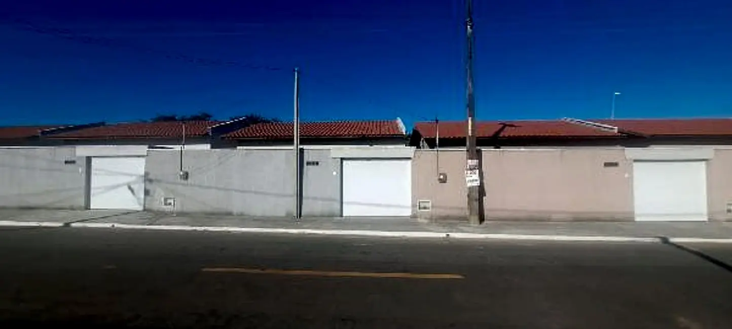 Foto 1 de Casa com 2 quartos à venda, 65m2 em Alto da Estrela, Horizonte - CE