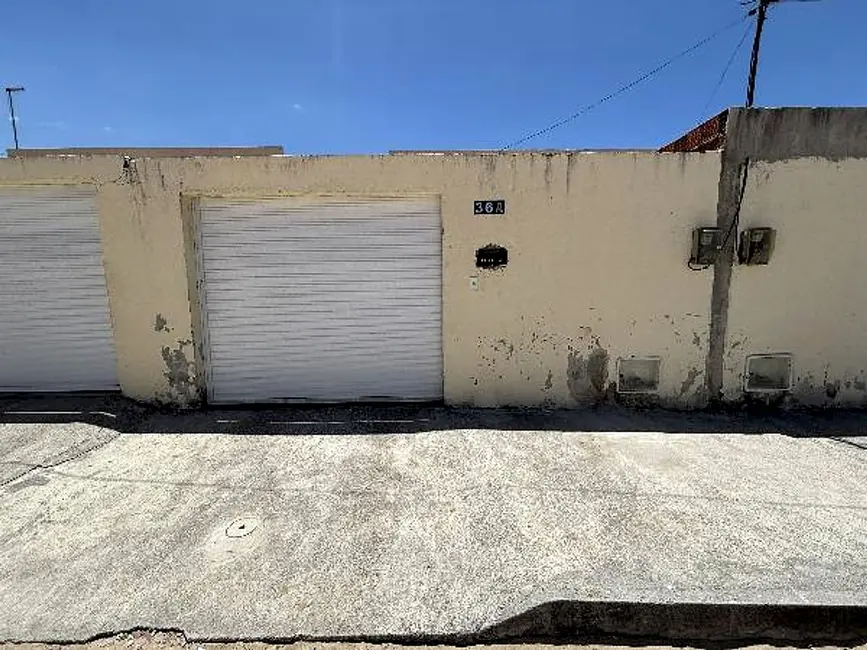 Foto 1 de Casa com 2 quartos à venda, 61m2 em Horizonte - CE
