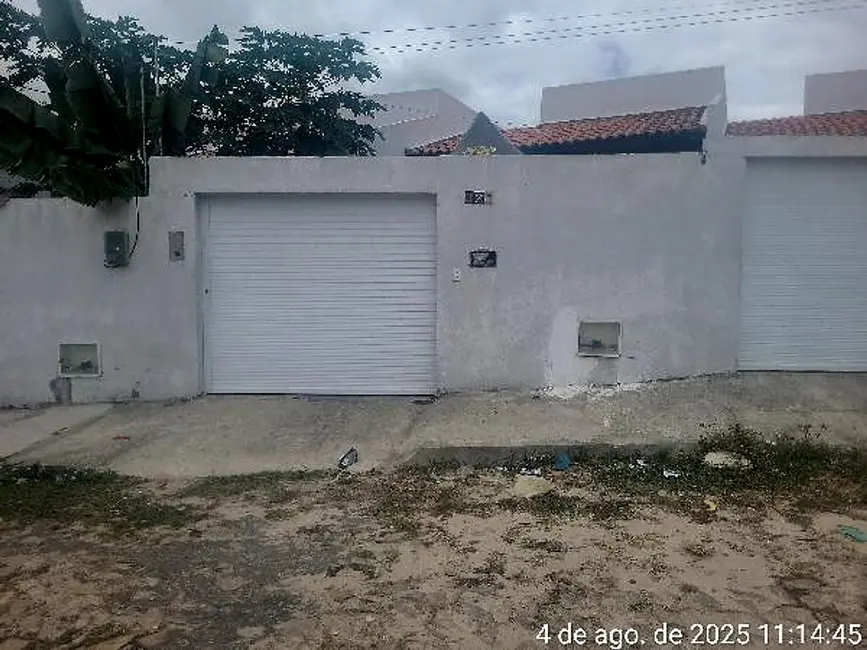 Foto 1 de Casa com 2 quartos à venda, 66m2 em Vertente, Horizonte - CE