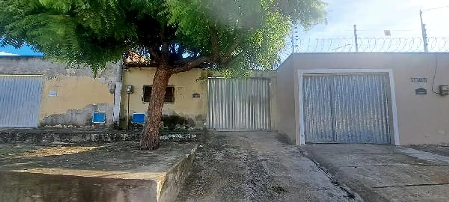 Foto 1 de Casa com 2 quartos à venda, 75m2 em Cajueiro da Malhada, Horizonte - CE