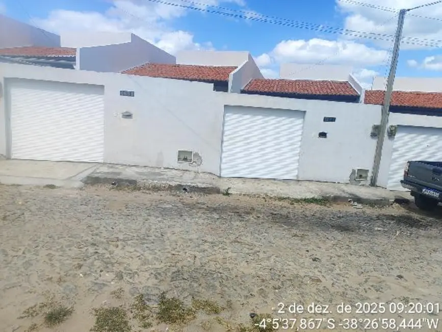 Foto 1 de Casa com 2 quartos à venda, 66m2 em Vertente, Horizonte - CE