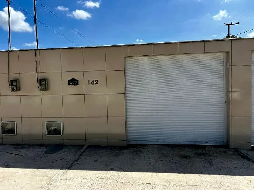 Foto 1 de Casa com 2 quartos à venda, 63m2 em Pacajus - CE