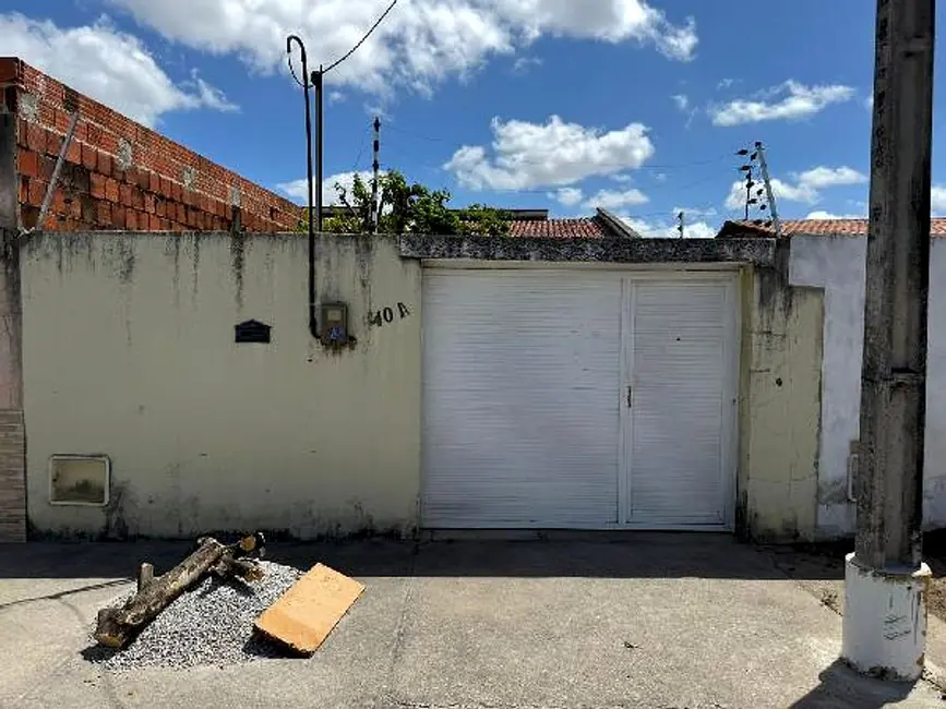 Foto 1 de Casa com 2 quartos à venda, 75m2 em Buenos Aires, Horizonte - CE