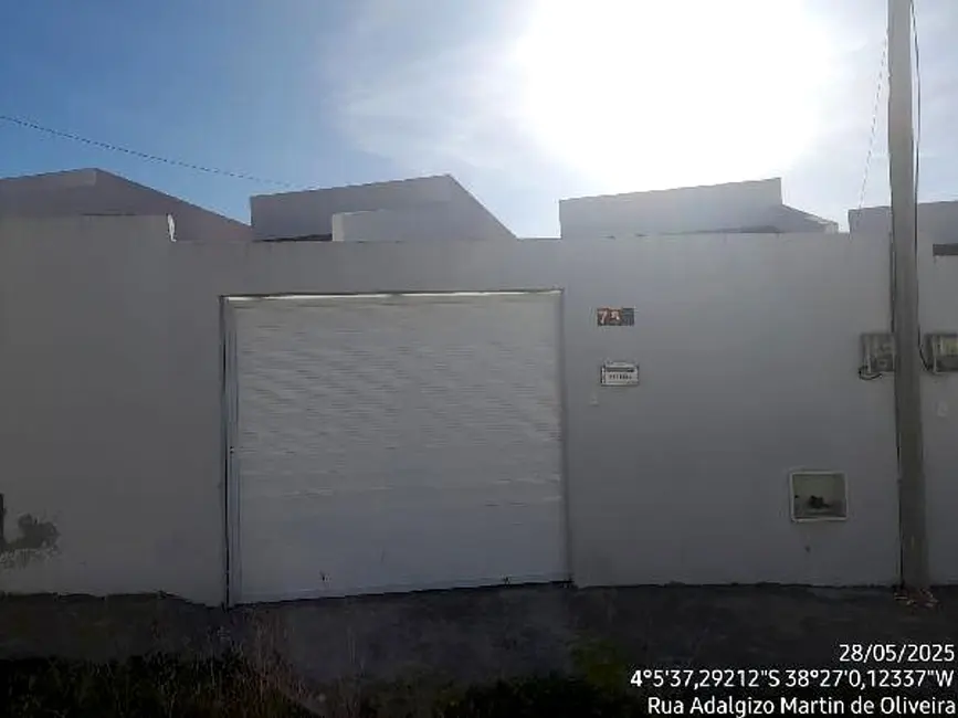Foto 1 de Casa com 2 quartos à venda, 66m2 em Vertente, Horizonte - CE