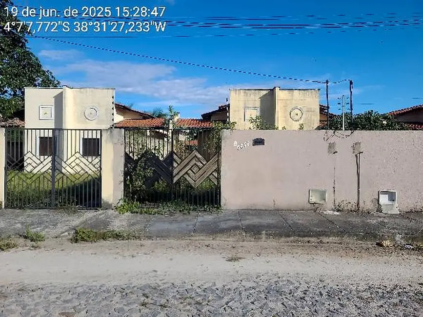 Foto 1 de Casa com 2 quartos à venda, 64m2 em Horizonte - CE