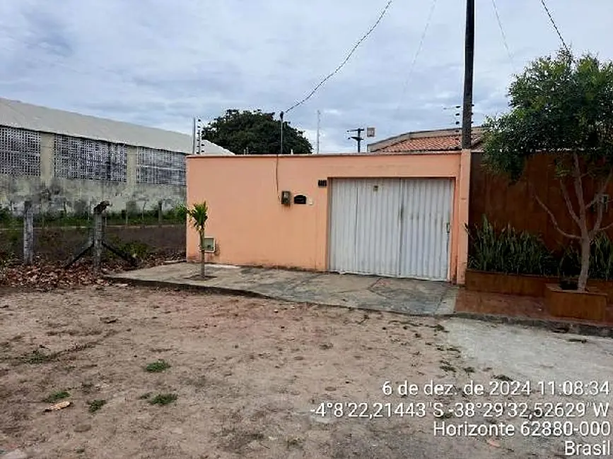 Foto 1 de Casa com 2 quartos à venda, 86m2 em Alto da Estrela, Horizonte - CE