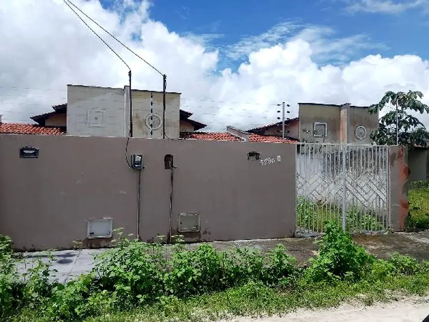 Foto 1 de Casa com 2 quartos à venda, 64m2 em Horizonte - CE