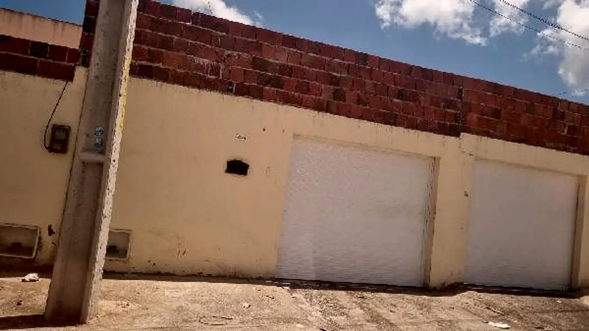 Foto 1 de Casa com 2 quartos à venda, 61m2 em Centro, Horizonte - CE
