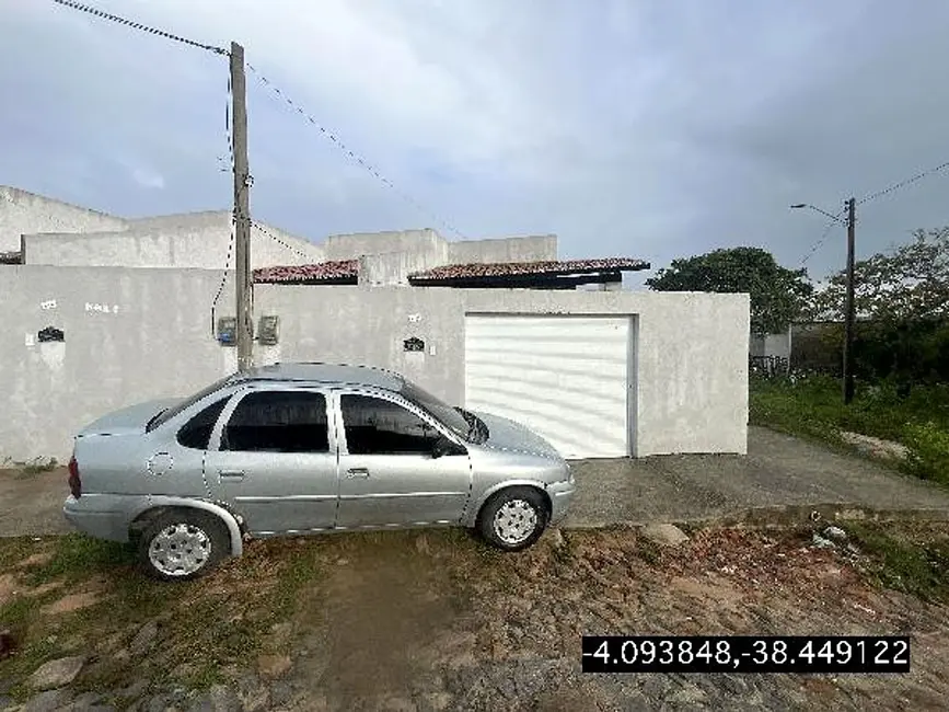 Foto 1 de Casa com 2 quartos à venda, 66m2 em Vertente, Horizonte - CE