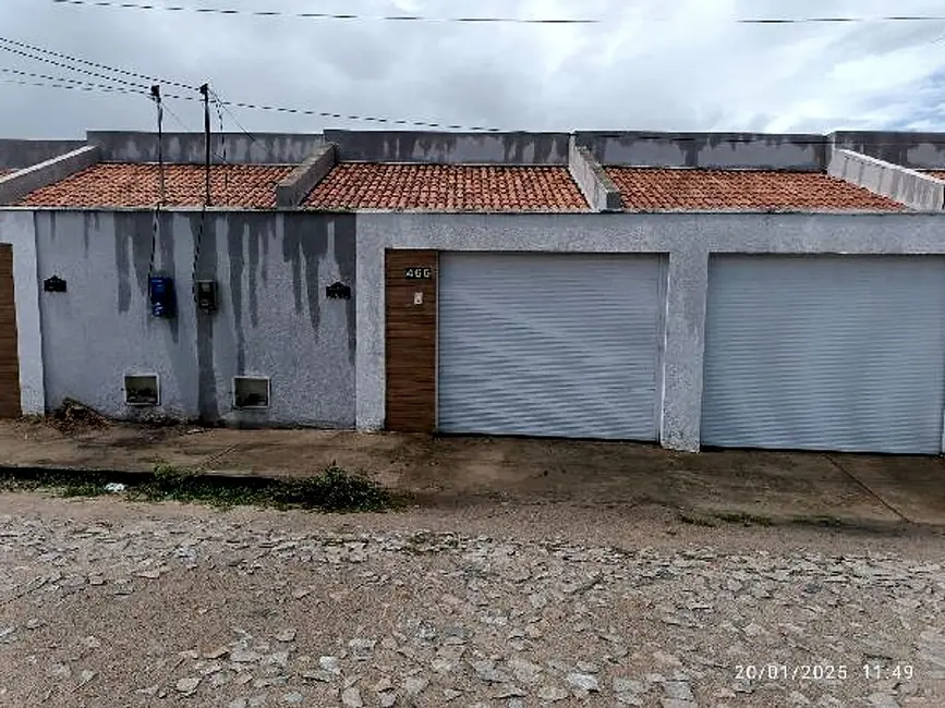Foto 1 de Casa com 2 quartos à venda, 72m2 em Horizonte - CE