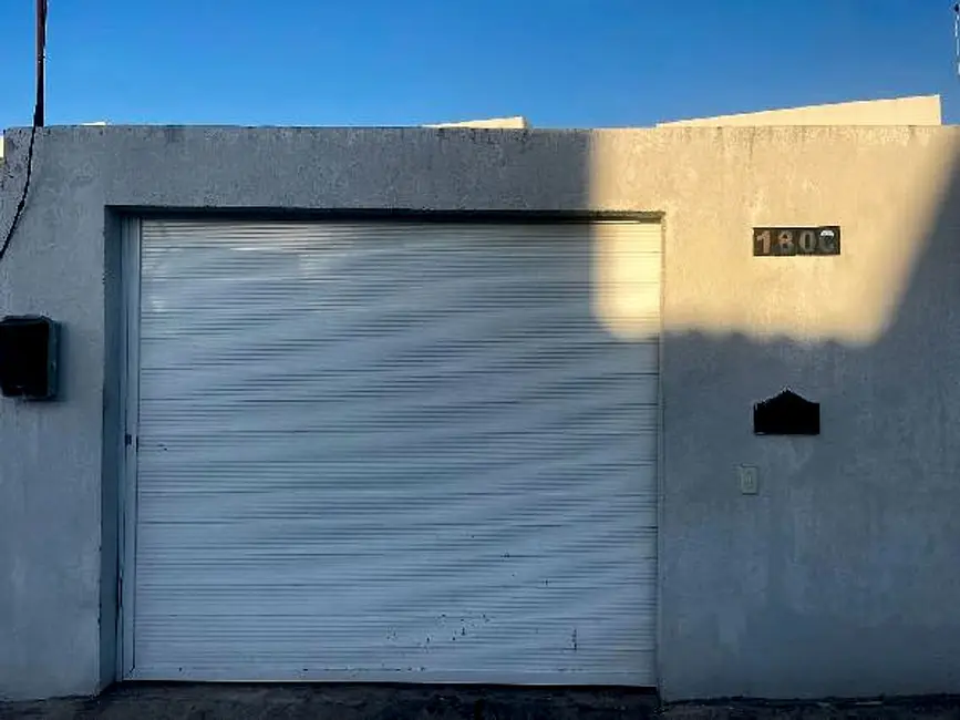 Foto 1 de Casa com 2 quartos à venda, 66m2 em Vertente, Horizonte - CE