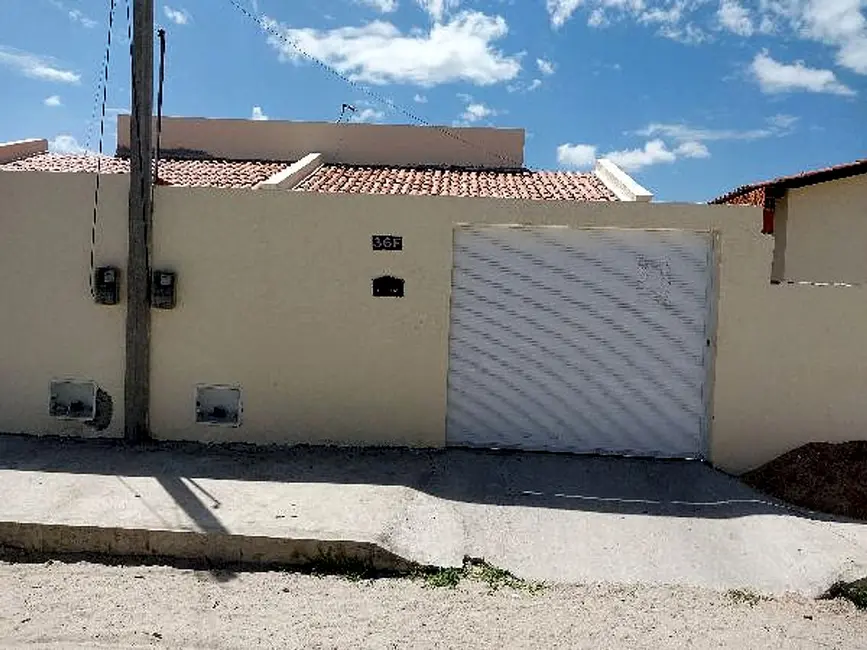 Foto 1 de Casa com 2 quartos à venda, 61m2 em Horizonte - CE