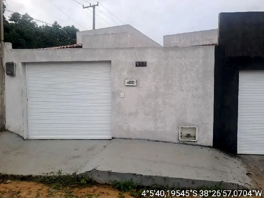 Foto 1 de Casa com 2 quartos à venda, 66m2 em Vertente, Horizonte - CE