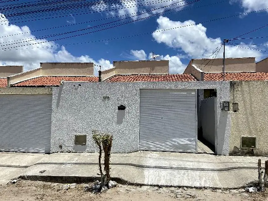 Foto 1 de Casa com 2 quartos à venda, 61m2 em Horizonte - CE