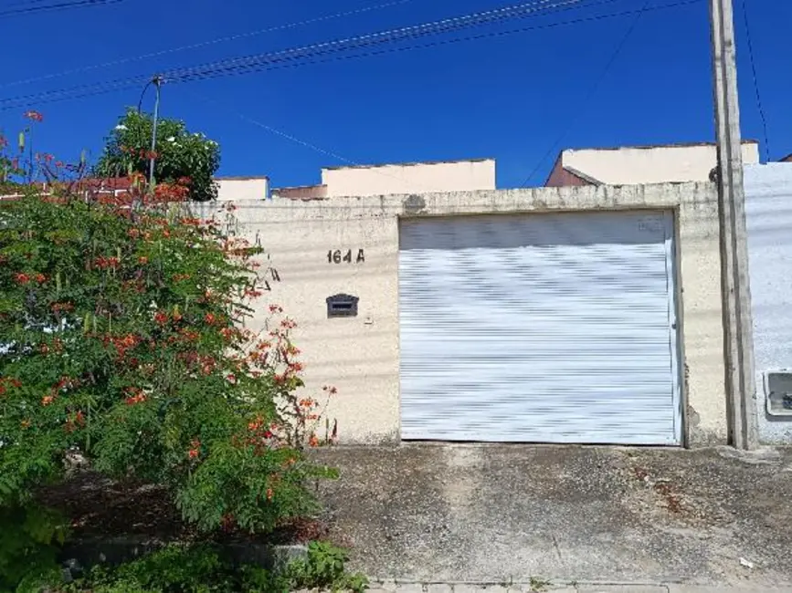 Foto 1 de Casa com 2 quartos à venda, 61m2 em Horizonte - CE
