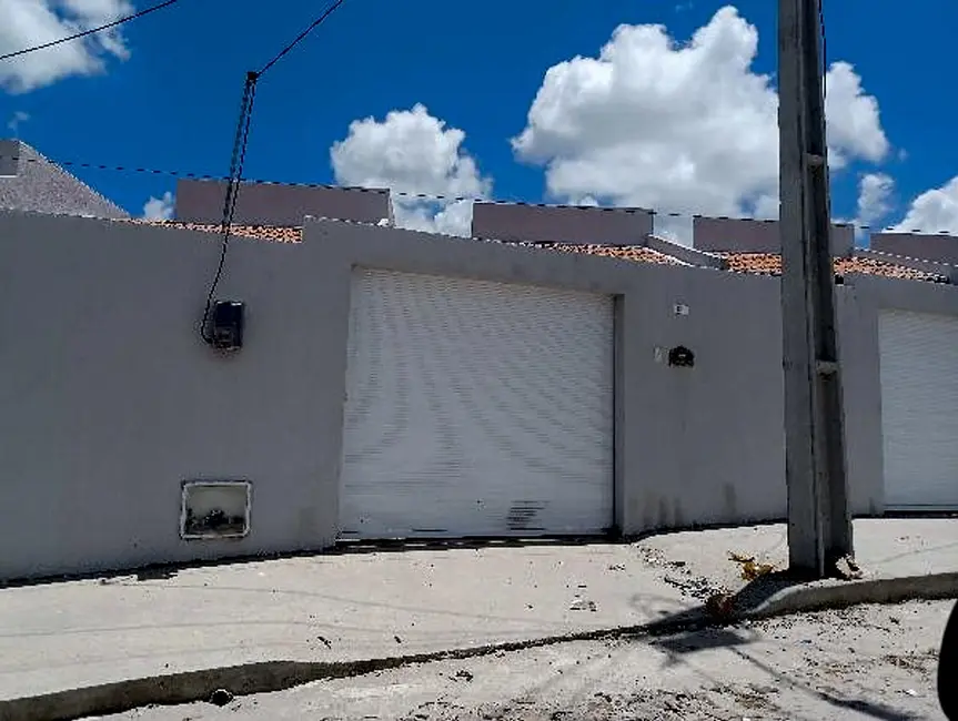 Foto 1 de Casa com 2 quartos à venda, 66m2 em Vertente, Horizonte - CE