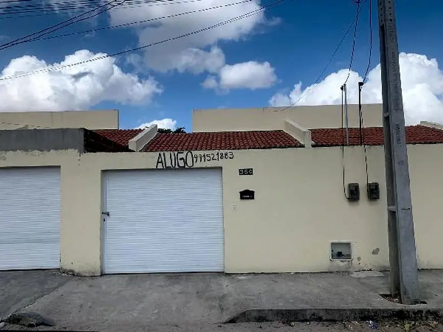 Foto 1 de Casa com 2 quartos à venda, 61m2 em Horizonte - CE