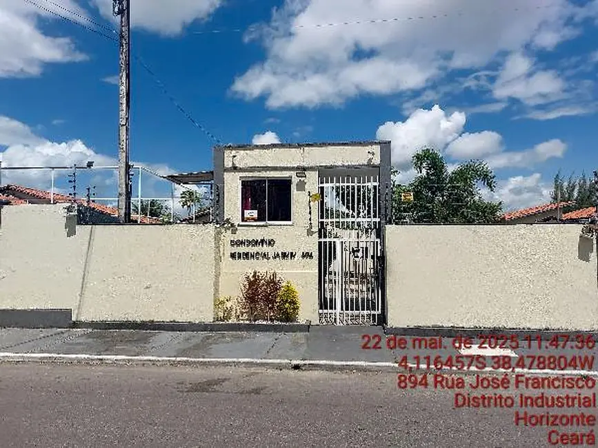 Foto 1 de Casa com 2 quartos à venda, 49m2 em Zumbi, Horizonte - CE