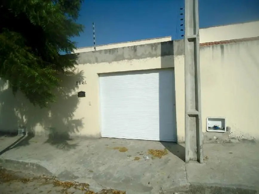 Foto 1 de Casa com 1 quarto à venda, 67m2 em Centro, Horizonte - CE