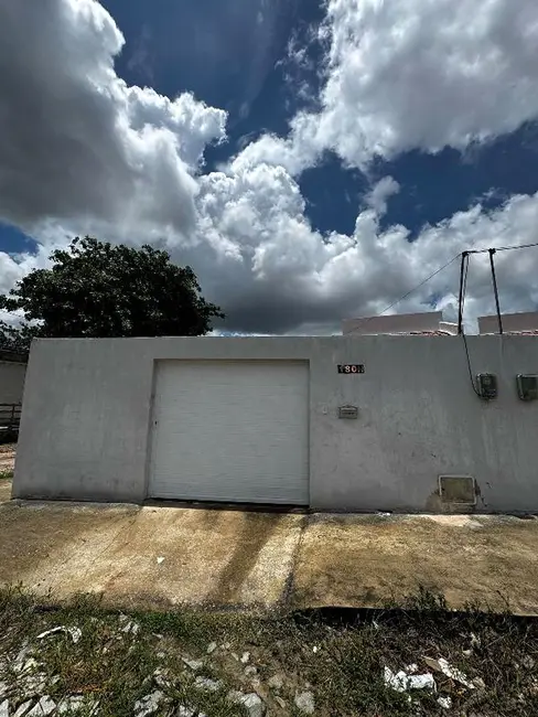 Foto 1 de Casa com 2 quartos à venda, 66m2 em Vertente, Horizonte - CE